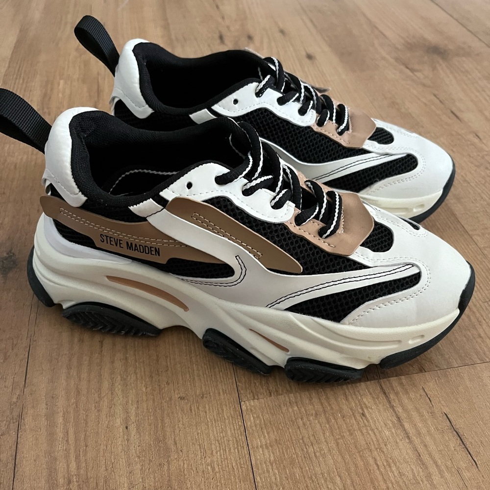 Steve Madden Black and White Sneakers